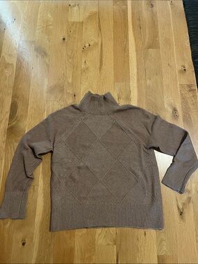 Banana Republic Brown Diamond Mock Neck Sweater
